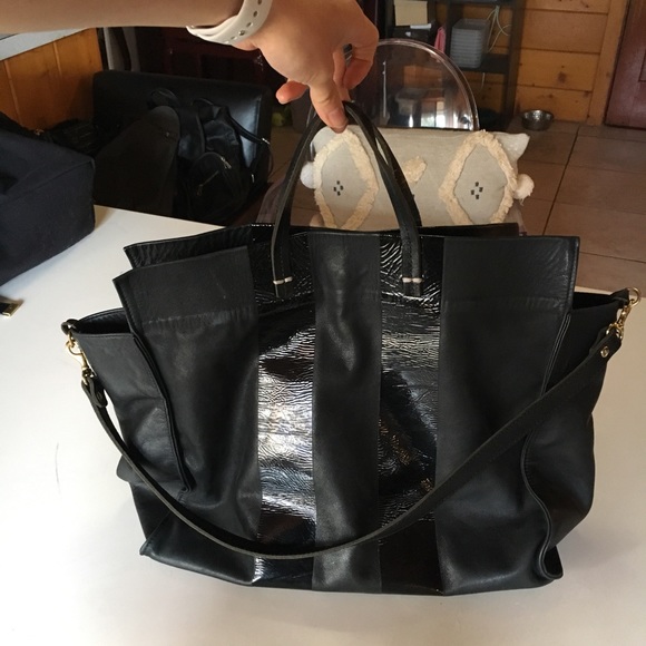 clare v simple tote